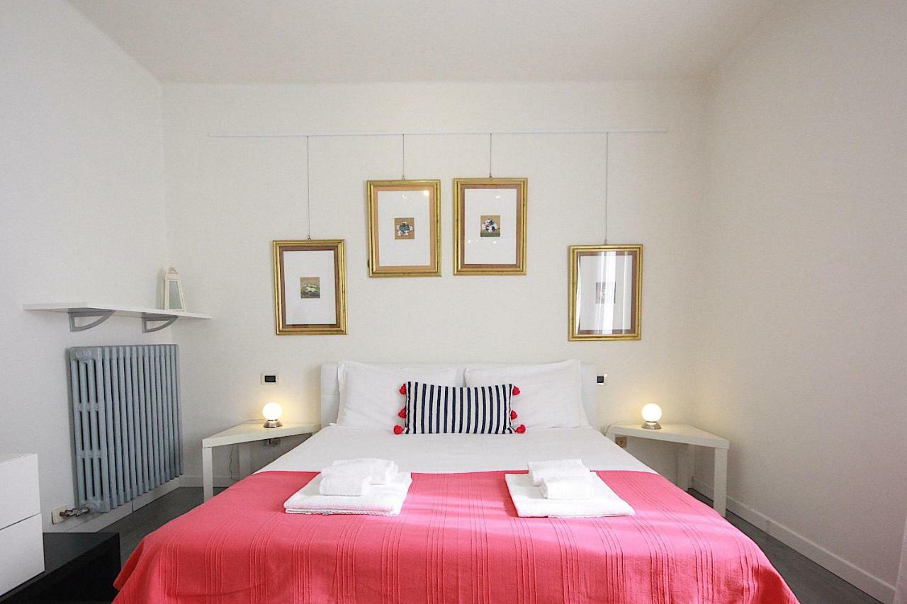 Bianco Apartment Verona Bagian luar foto