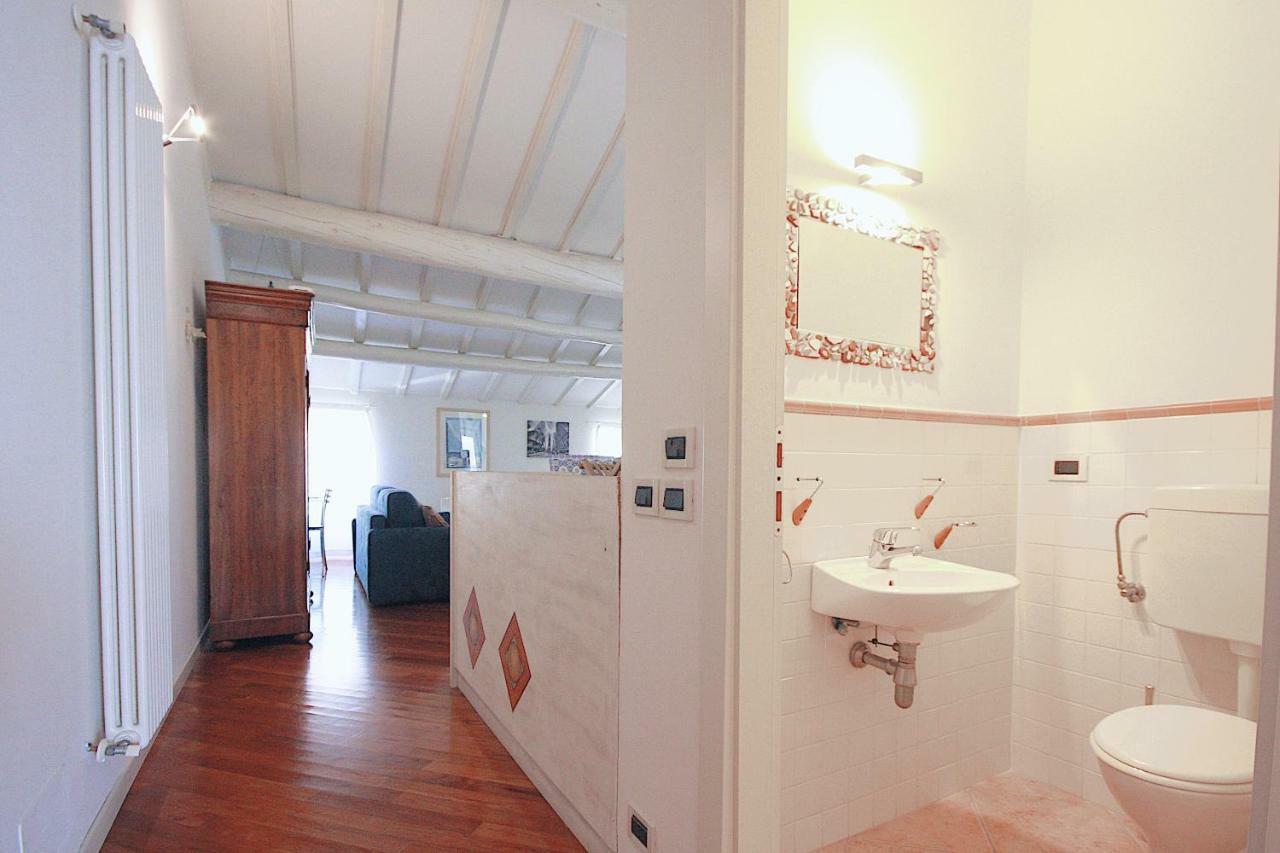 Bianco Apartment Verona Bagian luar foto