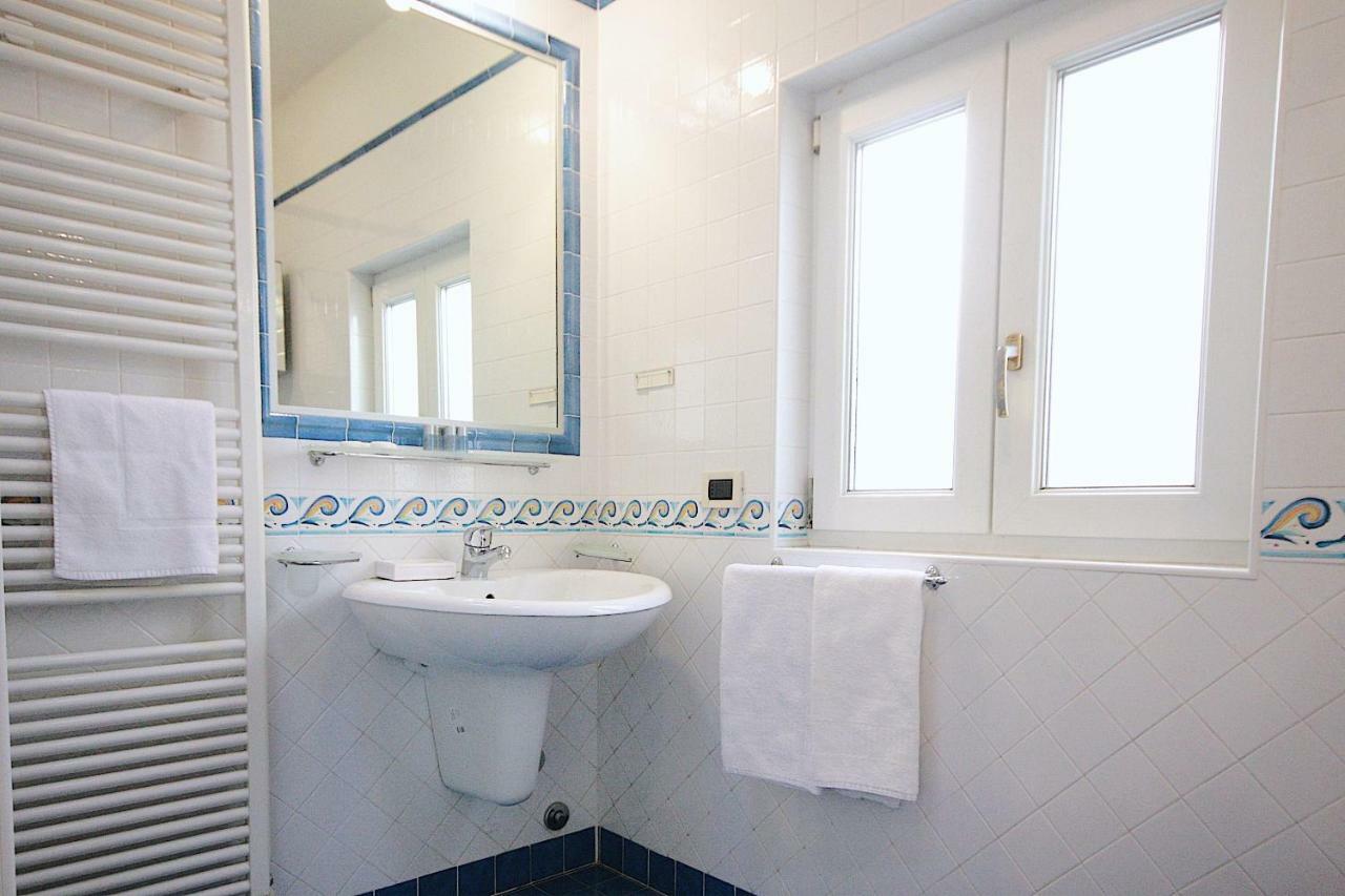 Bianco Apartment Verona Bagian luar foto