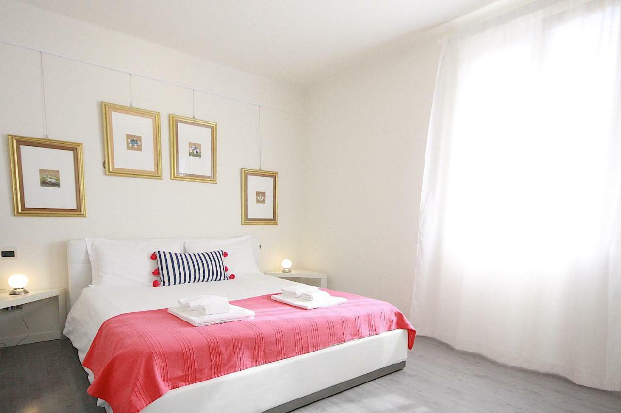 Bianco Apartment Verona Bagian luar foto
