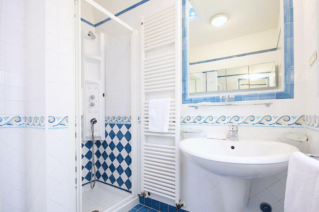 Bianco Apartment Verona Bagian luar foto